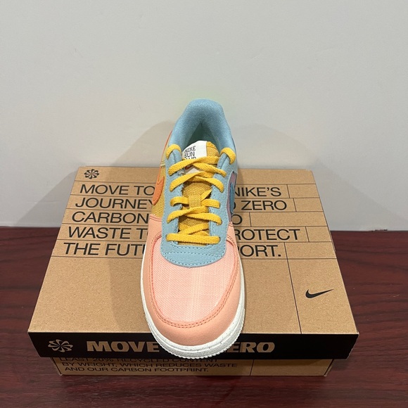 Nike Air Force 1 LV8, DM1009-700, Sun Club - Picture 4 of 13